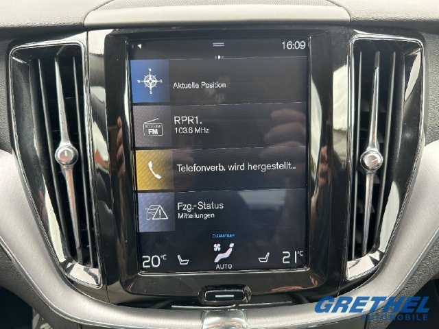 Volvo  Momentum Pro AWD