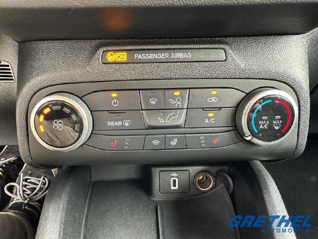 Ford  Cool & Connect Navi Kamera PDC